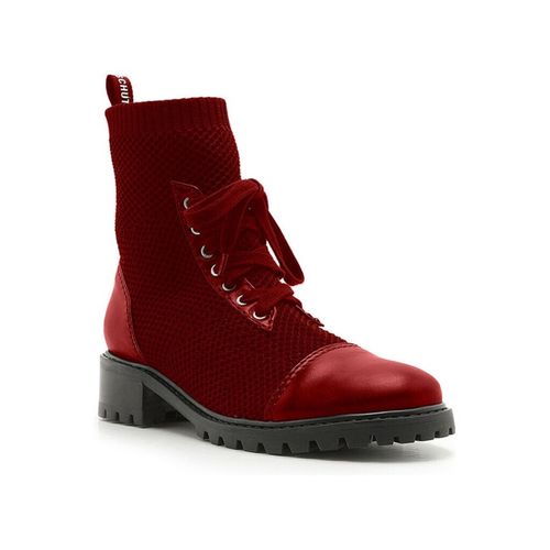 schutz coturno