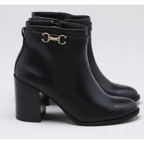 capahutta ankle boot
